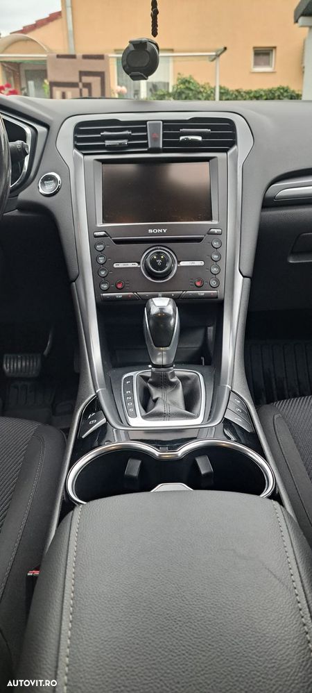 Ford Mondeo - 10