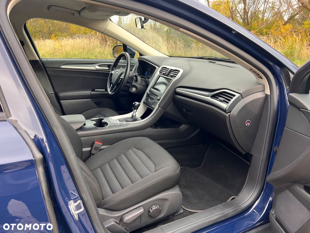 Ford Mondeo - 25