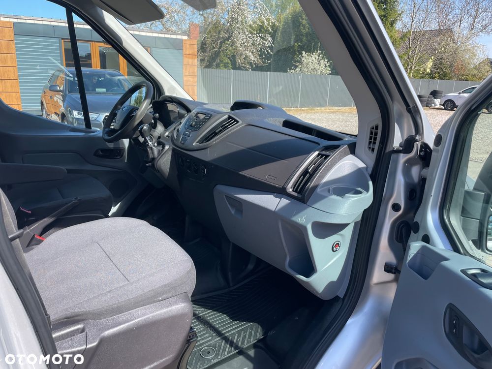 Ford Transit - 20