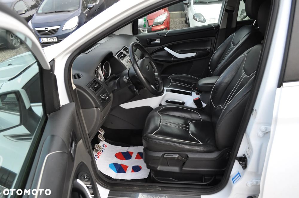 Ford Kuga 2.0 TDCi Individual - 13