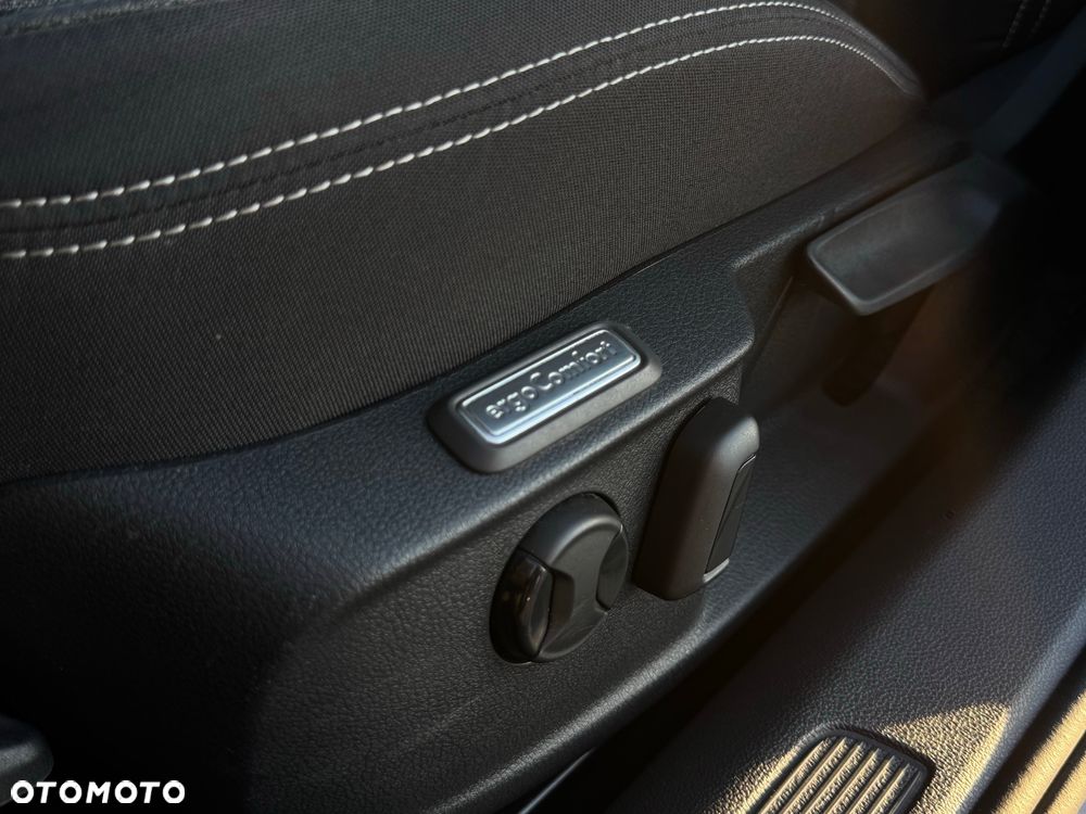 Volkswagen Passat 1.5 TSI EVO Business DSG - 14