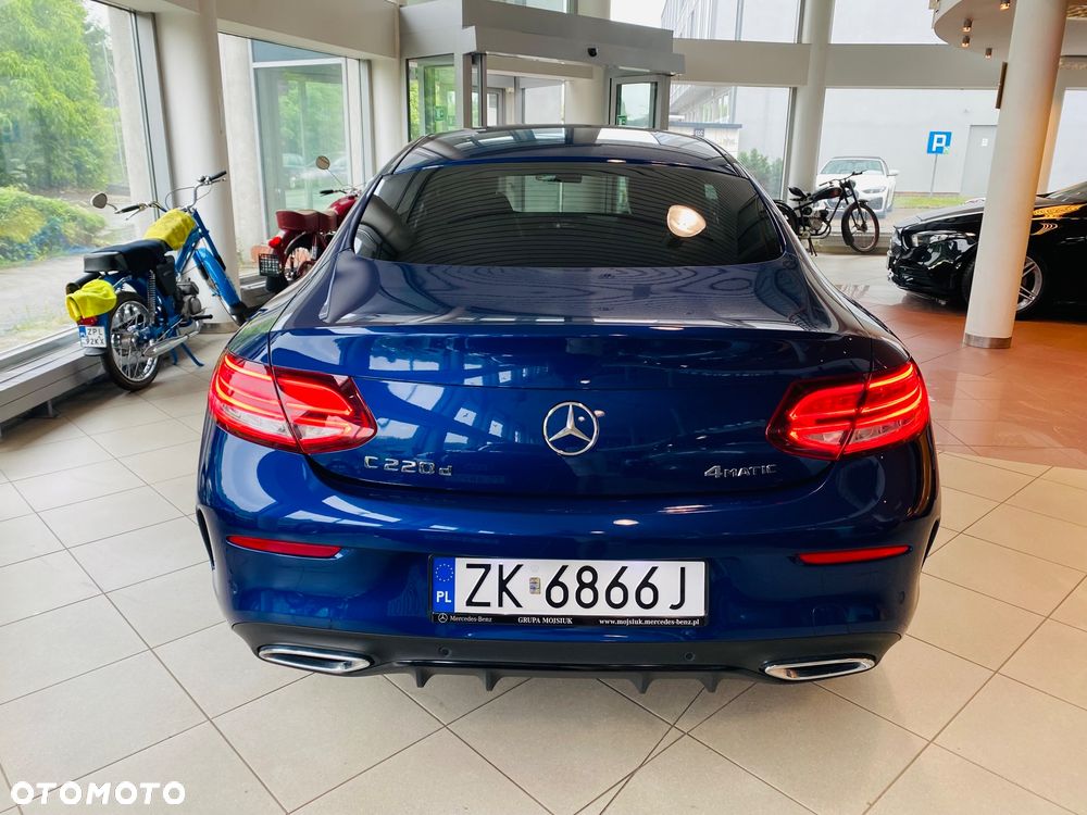 Mercedes-Benz Klasa C 220 d 4Matic 9G-TRONIC AMG Line - 8