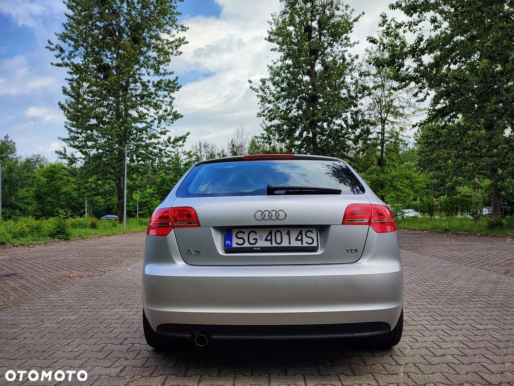 Audi A3 Sportback 2.0 TDI DPF Ambiente - 6