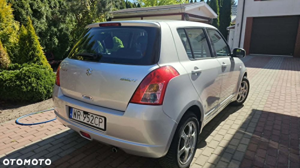 Suzuki Swift - 5