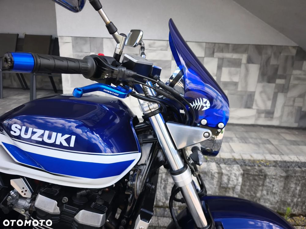 Suzuki GSX - 11