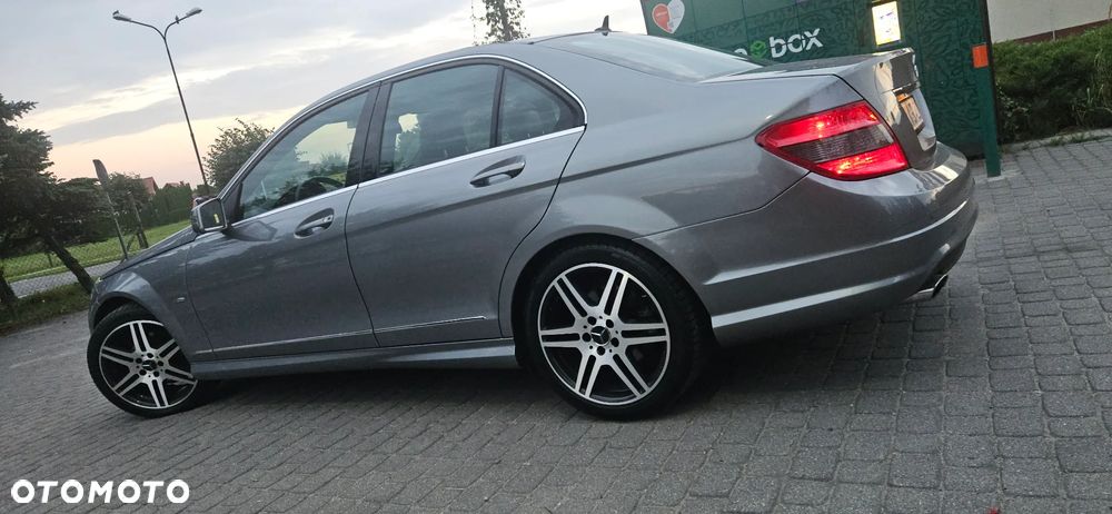 Mercedes-Benz Klasa C - 12