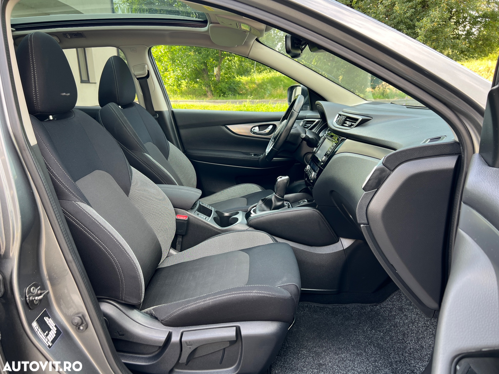 Nissan Qashqai 1.2 DIG-T Xtronic N-Vision - 10