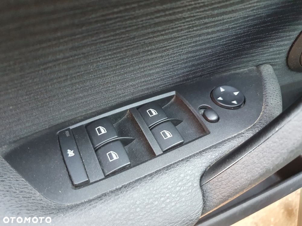 BMW X1 sDrive18i - 20