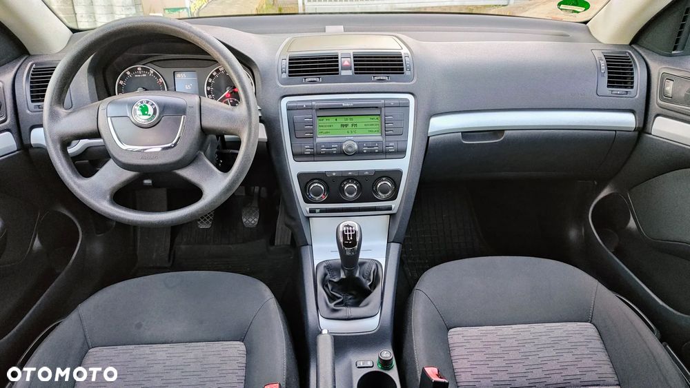 Skoda Octavia 1.4 Ambiente - 13