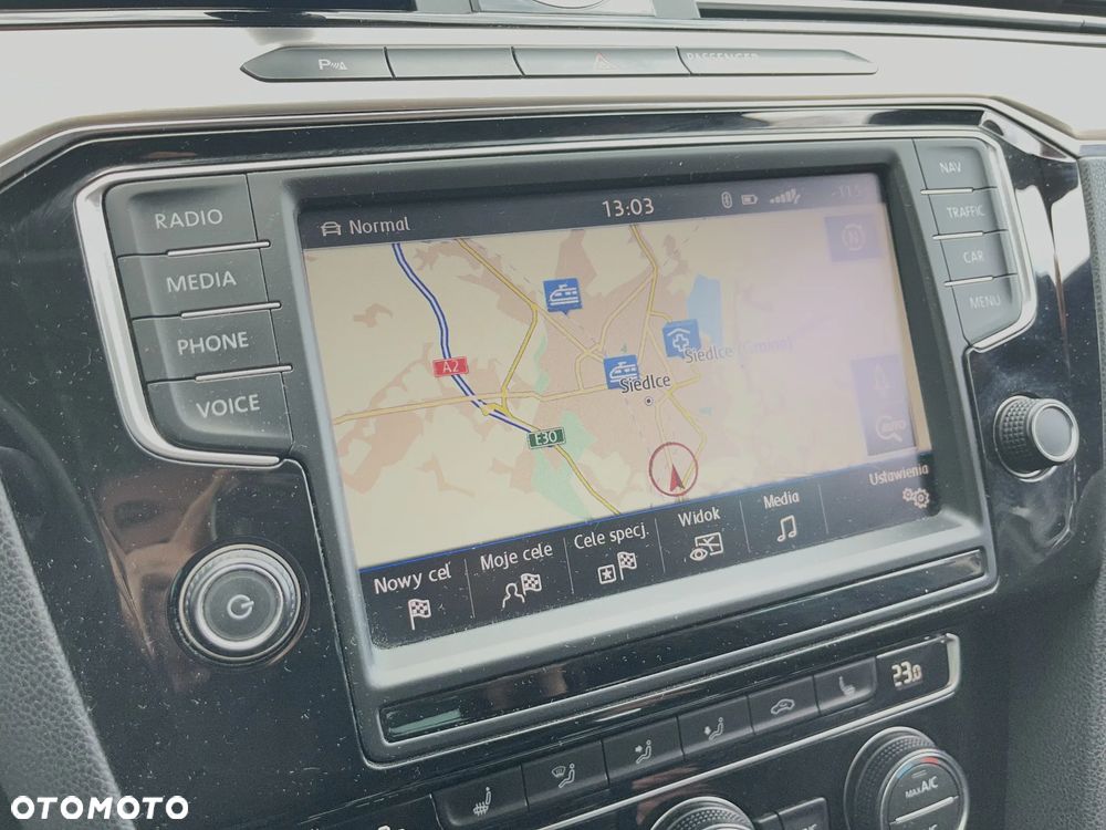Volkswagen Passat 2.0 TDI BMT Highline DSG - 22