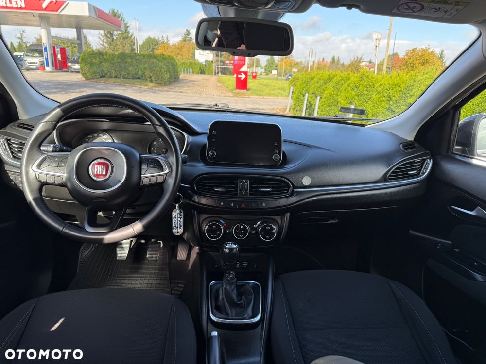 Fiat Tipo 1.4 T-Jet 16v Lounge - 12