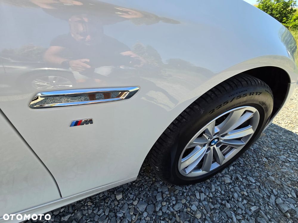 BMW Seria 5 528i xDrive Sport-Aut Modern Line - 17