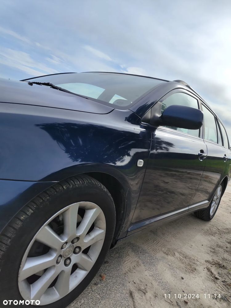 Toyota Avensis - 3