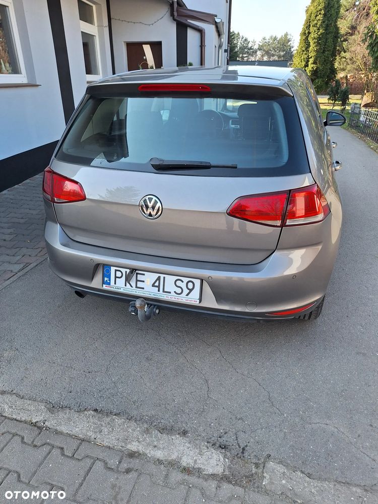 Volkswagen Golf 1.2 TSI BMT Comfortline - 3