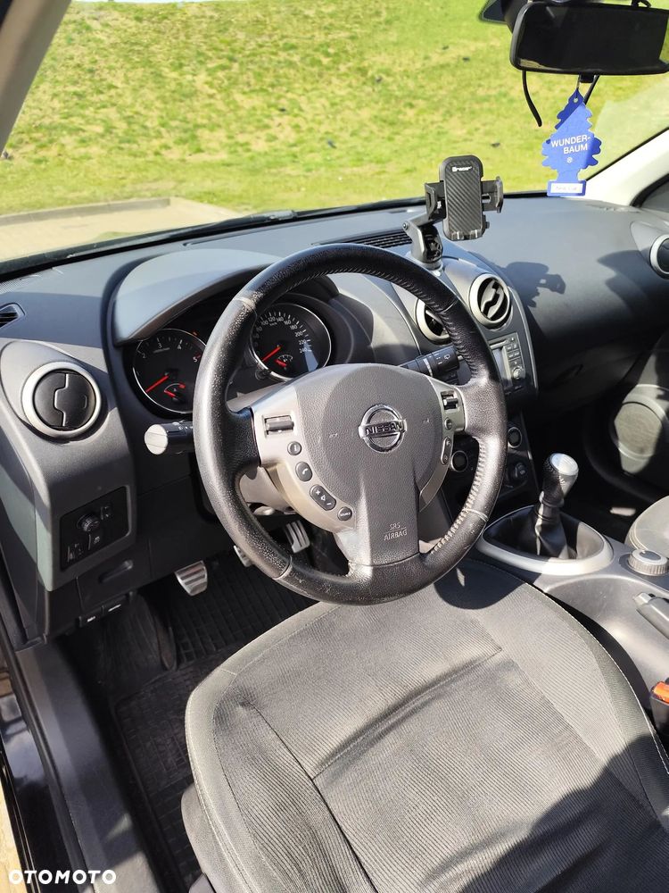 Nissan Qashqai 2.0 dCi 4 x 4 DPF tekna - 8