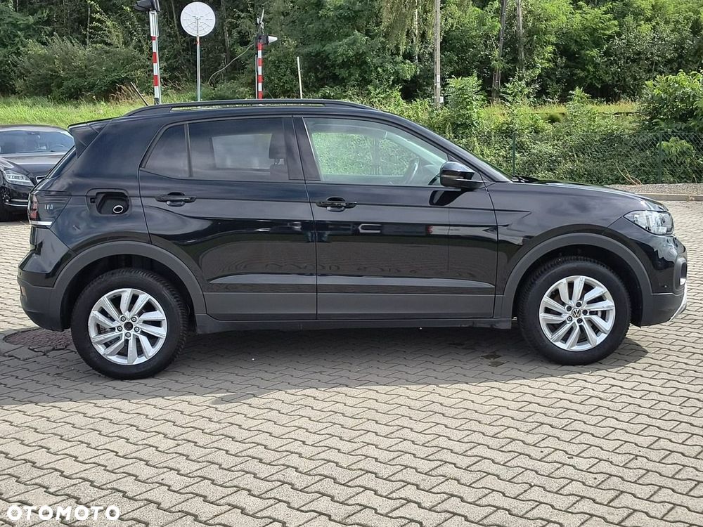 Volkswagen T-Cross - 8