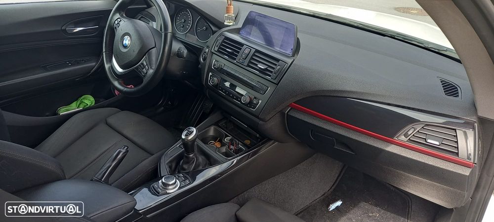 BMW 116 d EfficientDynamics Edition Sport Line - 5