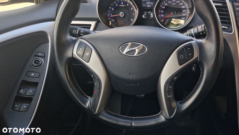 Hyundai i30 1.4 Premium - 33