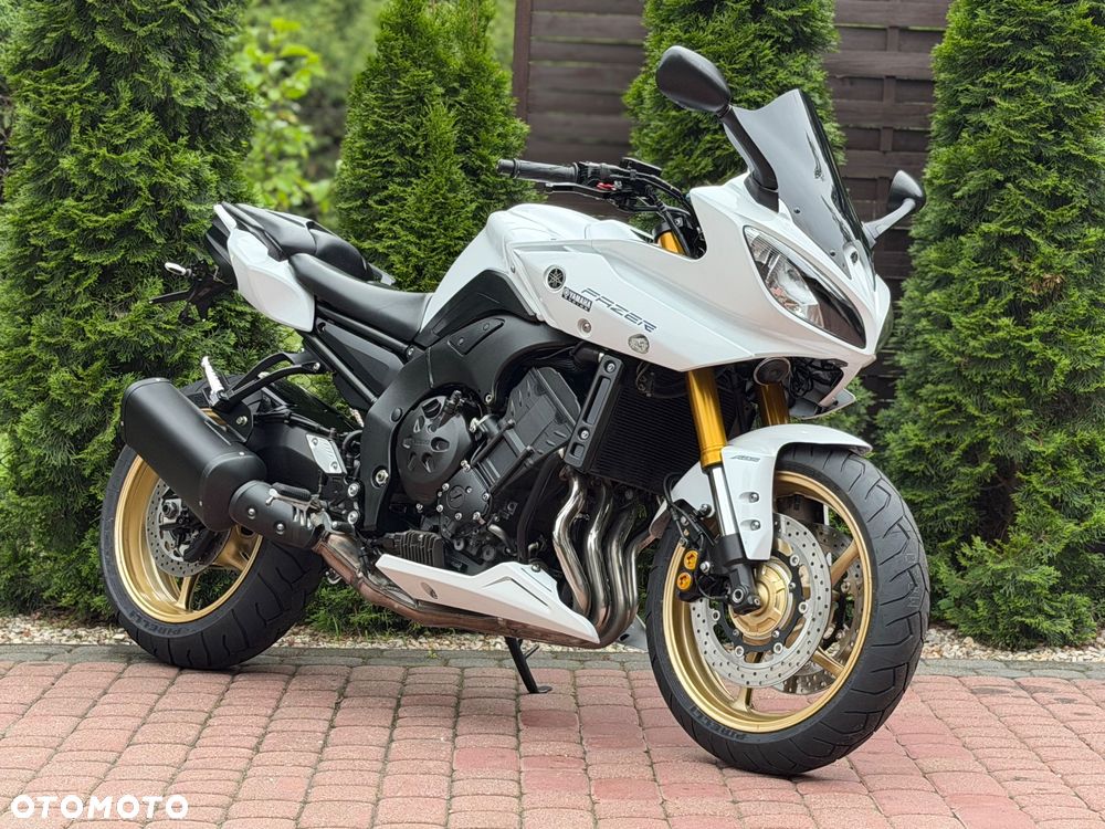 Yamaha FZ8 - 1