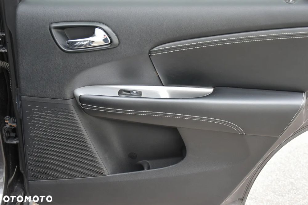 Fiat Freemont 2.0 Multijet 16V DPF Automatik Allrad Black Code - 29