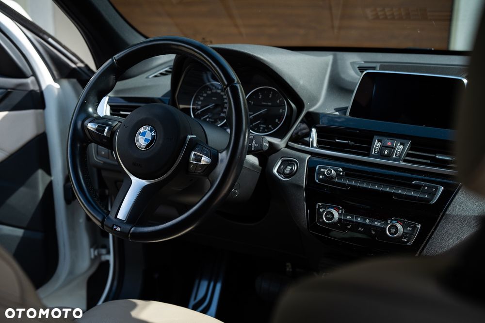BMW X1 xDrive25d M Sport - 10