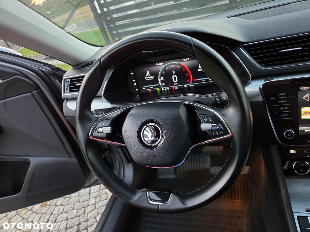 Skoda Superb 2.0 TDI SCR Ambition DSG - 23
