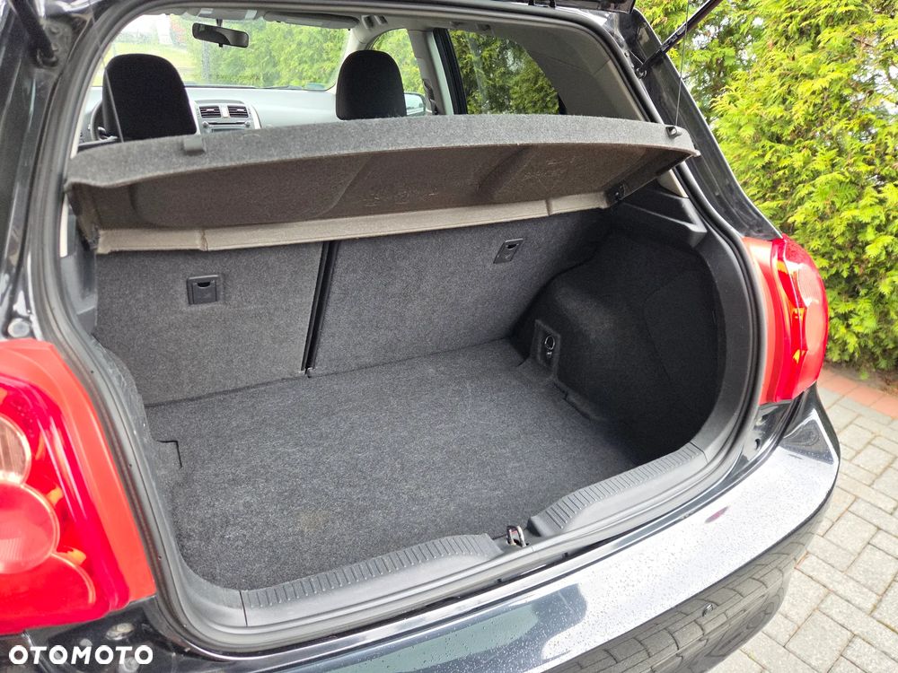 Toyota Auris 1.4 D-4D Terra - 28