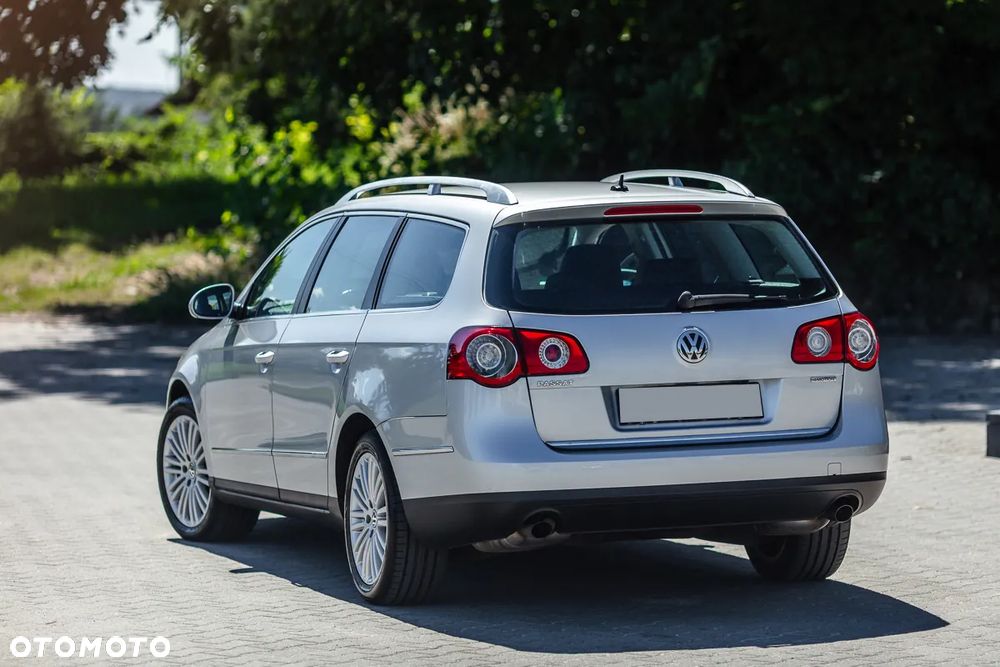 Volkswagen Passat Variant 3.2 V6 FSI 4Motion DSG Highline - 16