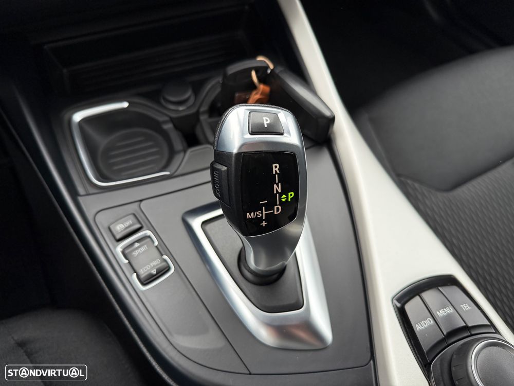 BMW 116 d Advantage Auto - 23