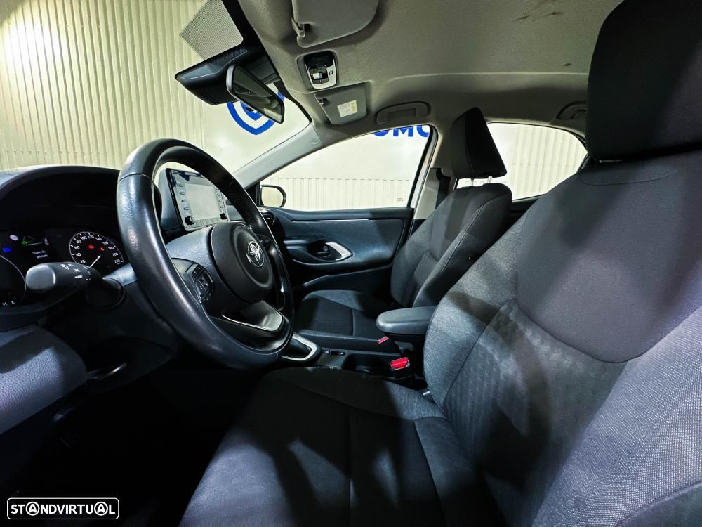 Toyota Yaris 1.5 HDF Premier Edition - 9