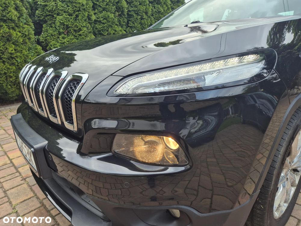 Jeep Cherokee 2.0 MJD 4x2 Longitude EU6 - 35