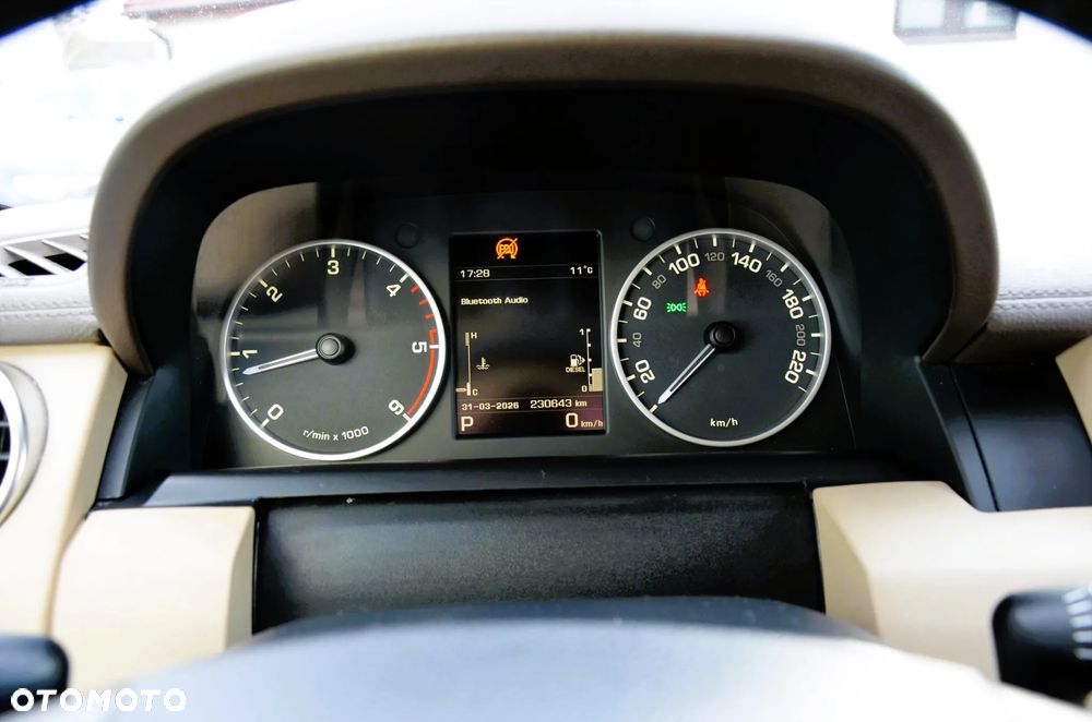 Land Rover Discovery 3.0 SDV6 HSE - 22