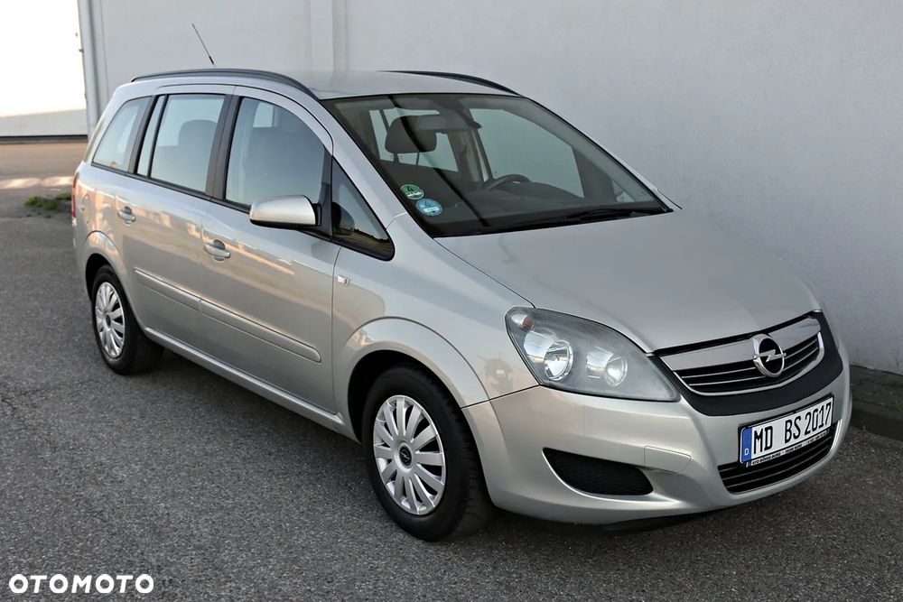 Opel Zafira - 8