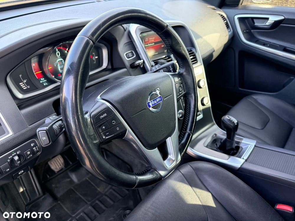 Volvo XC 60 D4 Summum - 5