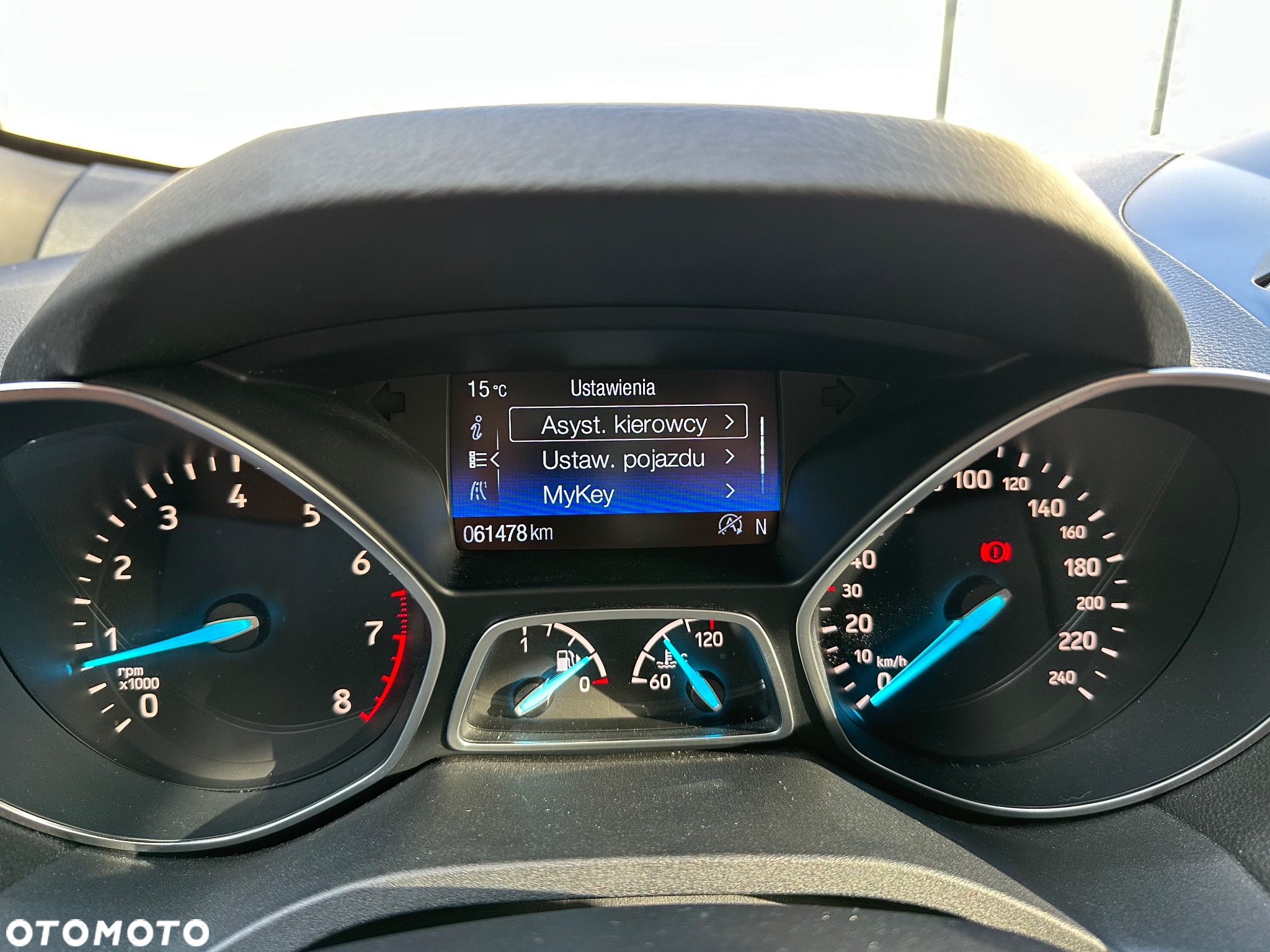 Ford Kuga 1.5 EcoBoost 2x4 ST-Line - 28