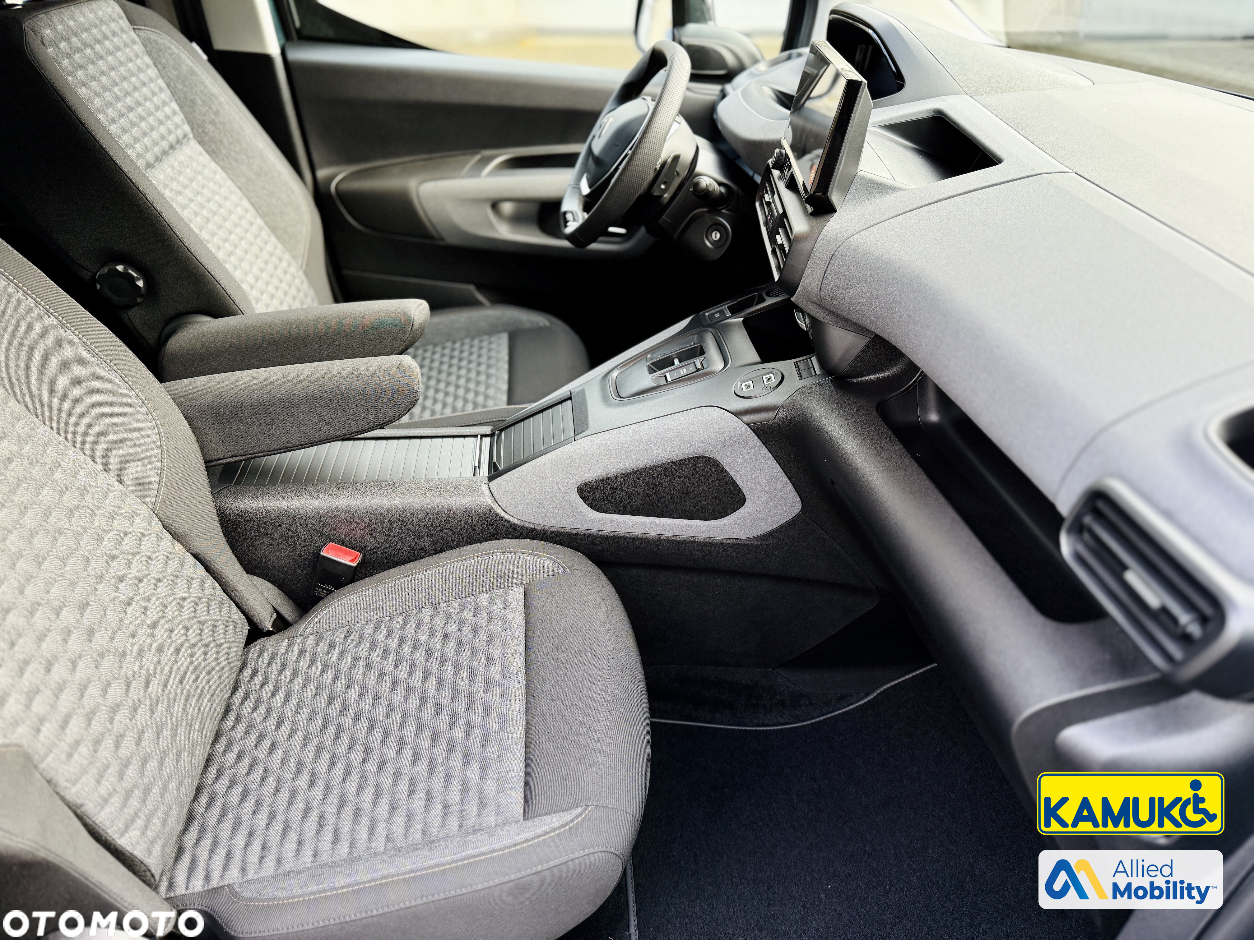 Peugeot Rifter 1.5 BlueHDI Allure Pack S&S - 31