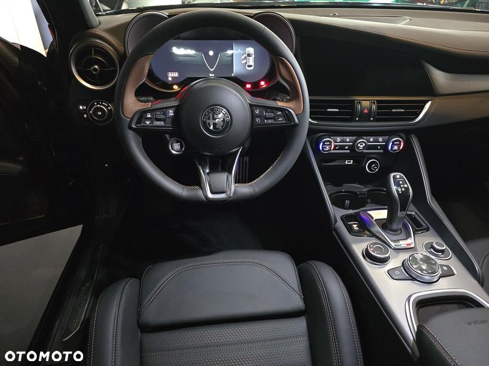 Alfa Romeo Giulia 2.0 Turbo Intensa Q4 - 20