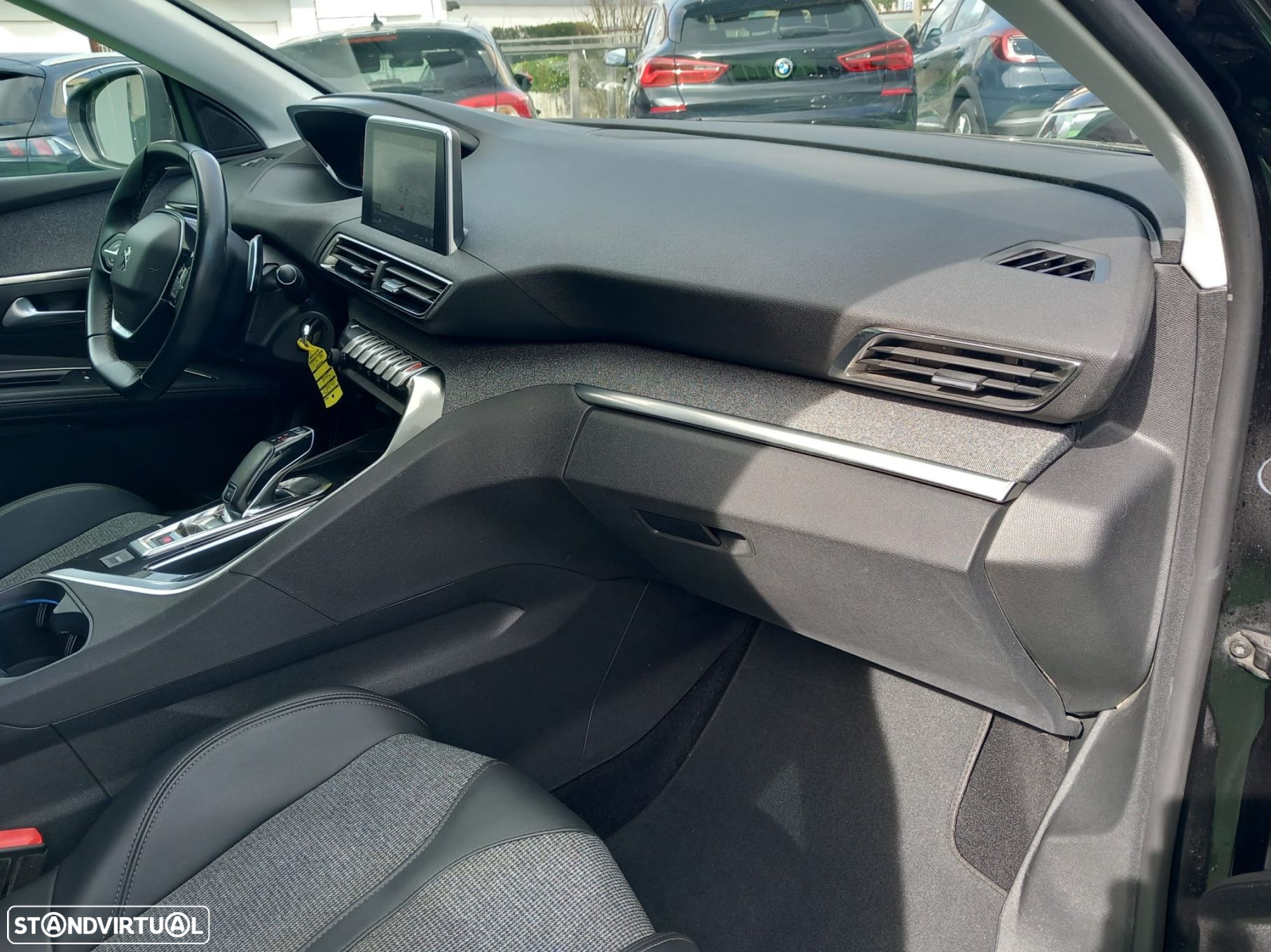 Peugeot 5008 1.5 BlueHDi Allure Pack EAT8 - 12