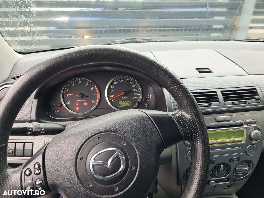 Mazda 2 1.25 Base - 16