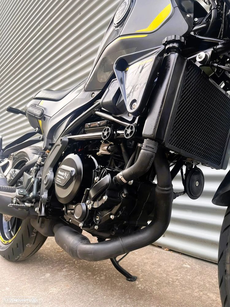 Benelli Leoncino 250 ABS - 16