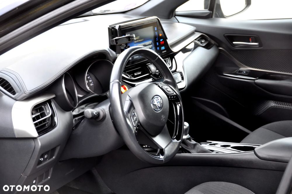 Toyota C-HR Style Selection - 26