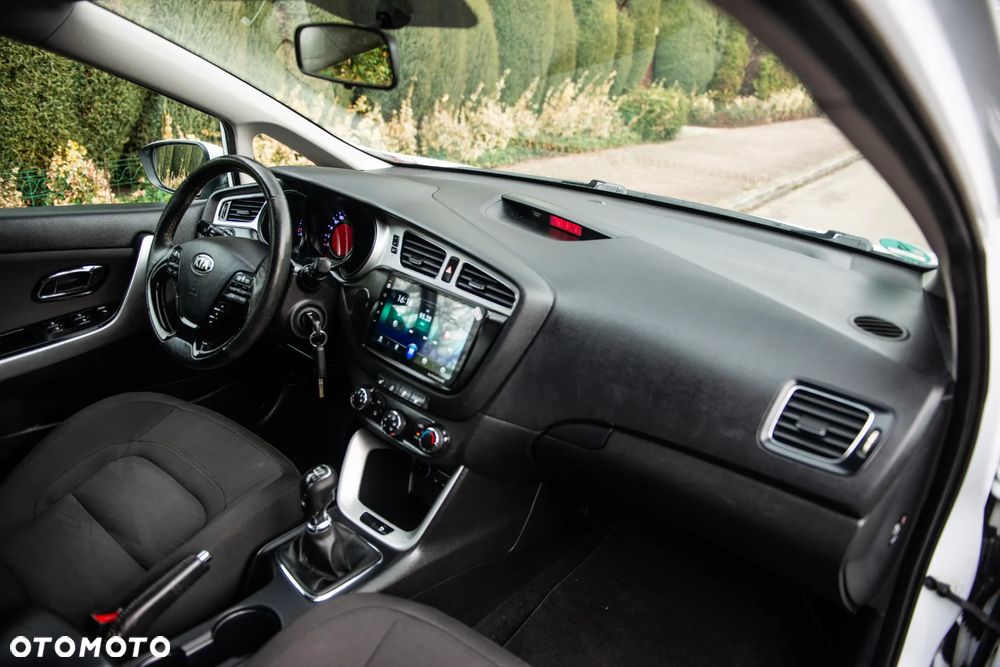 Kia Ceed 1.4 CVVT Vision - 38