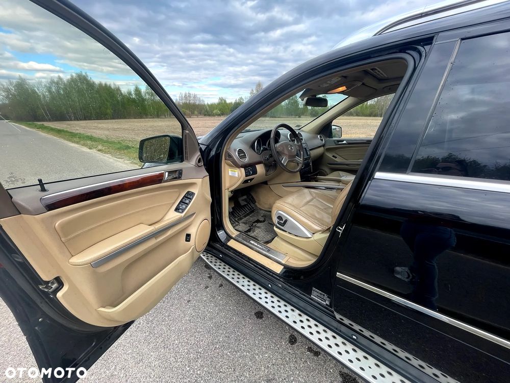 Mercedes-Benz GL - 7