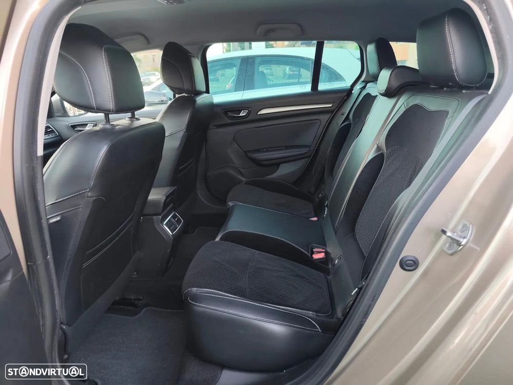 Renault Mégane Sport Tourer 1.5 dCi Intens - 12