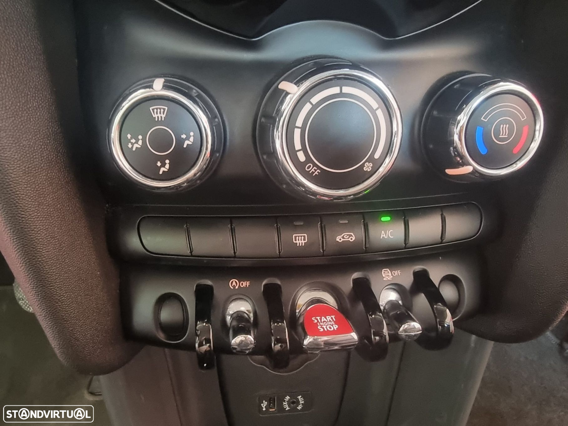MINI 3 Portas One D - 13