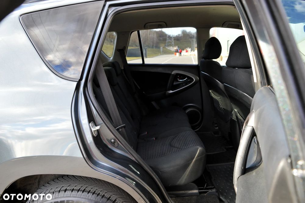 Toyota RAV4 2.0 VVT-i Prestige - 12
