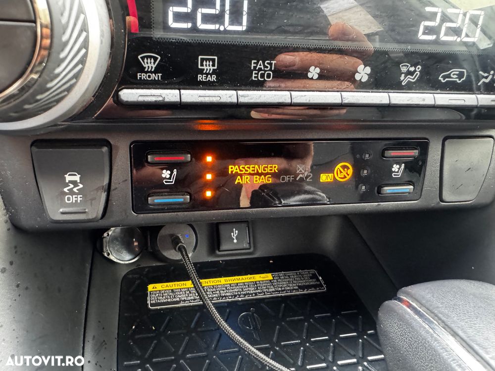 Toyota RAV4 2.5 Hybrid VVT-iE 4x4 Luxury Premium - 7