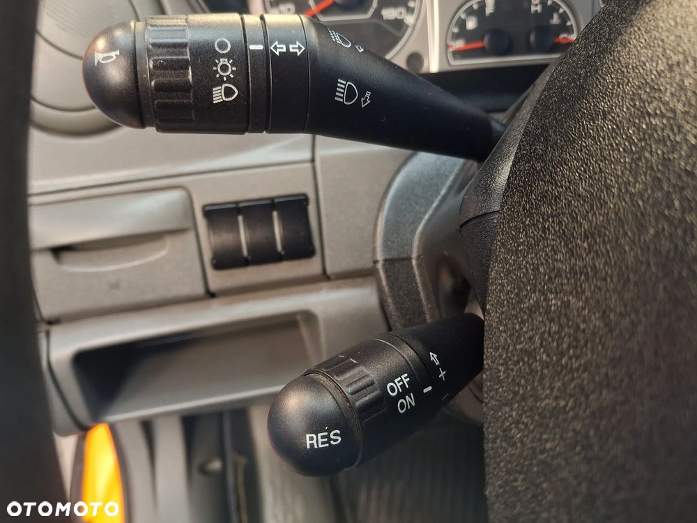 Iveco Daily 35S14 Doka Dubel Brygadówka Służba Drogowa Silnik 3.0 Pomarańczowy 6 Miejsc Hak Kamera Cofania Webasto Ogrzewanie Postojowe Klimatyzacja Fotele Pneumatyczne - 11