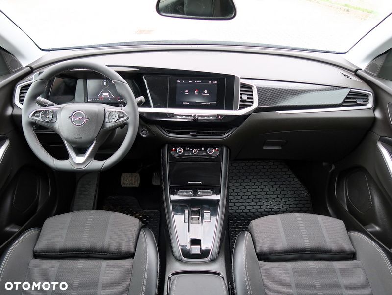 Opel Grandland 1.2 T GS S&S - 13