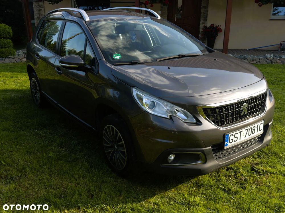 Peugeot 2008 1.2 Pure Tech Style - 5